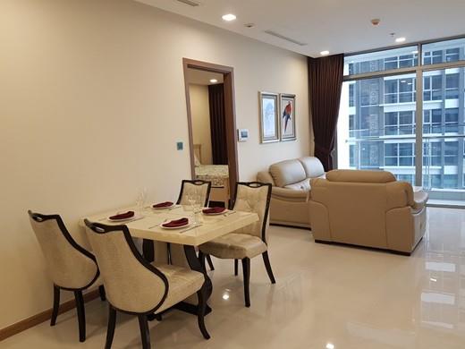 vinhomes central park apartment for rent in binh thanh district hcmc BT105P2678 (1)